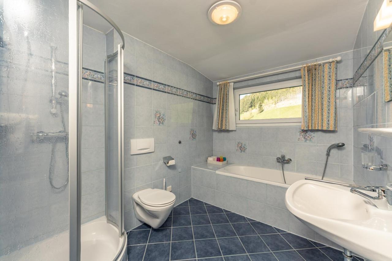 Gaestehaus Huber Fruehstueckspension Schladming Luaran gambar