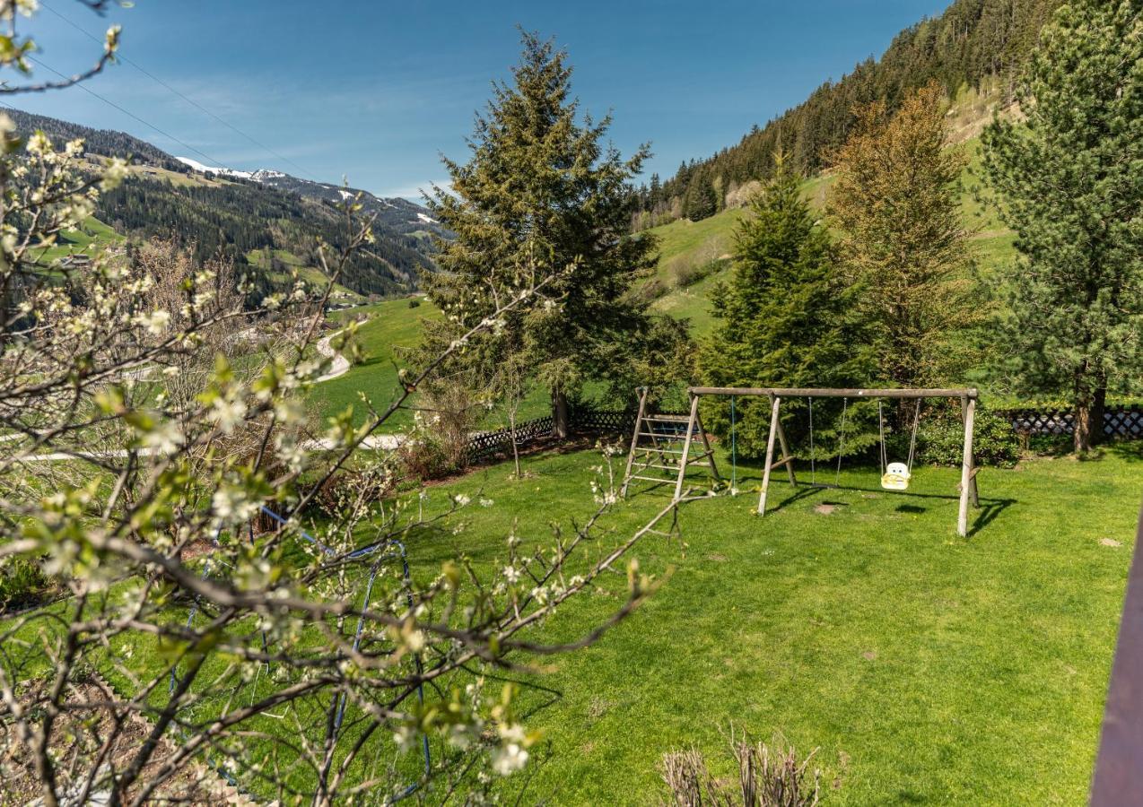 Gaestehaus Huber Fruehstueckspension Schladming Luaran gambar