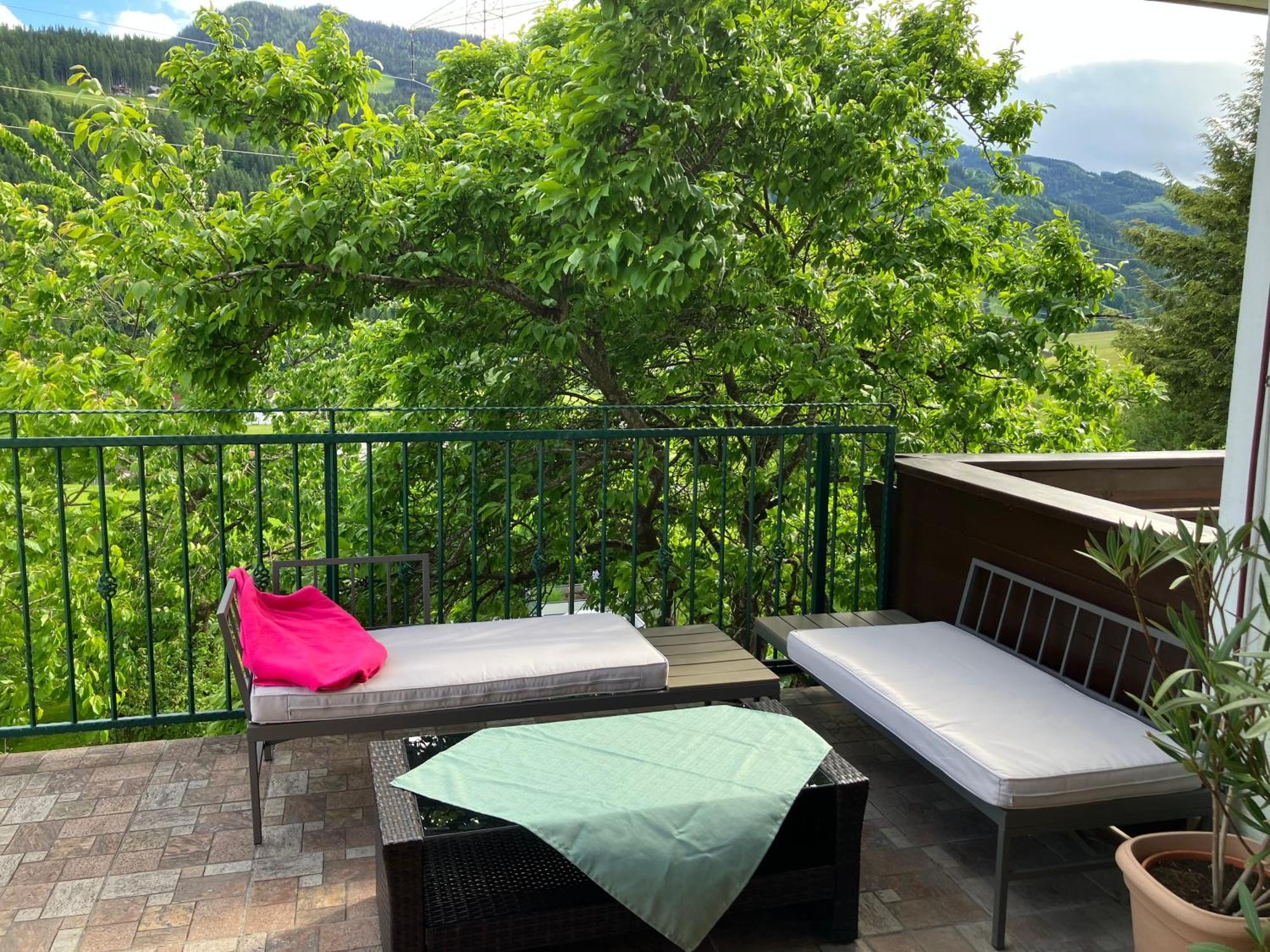 Gaestehaus Huber Fruehstueckspension Schladming Luaran gambar